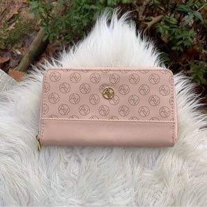 AV Adrienne Vittadini Accordion Wallet